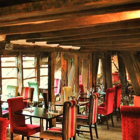 Cheshire Cat Hotel Нантуич Екстериор снимка
